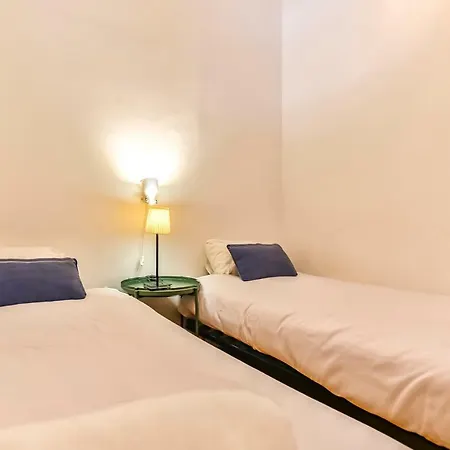 Basic Platja Apartment