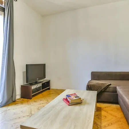 Basic Platja Apartment